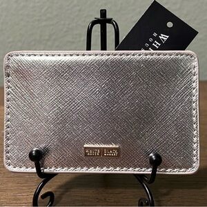 WHBM Metallic Silver card holder, Faux leather,magnetic closure,slim,gold logo